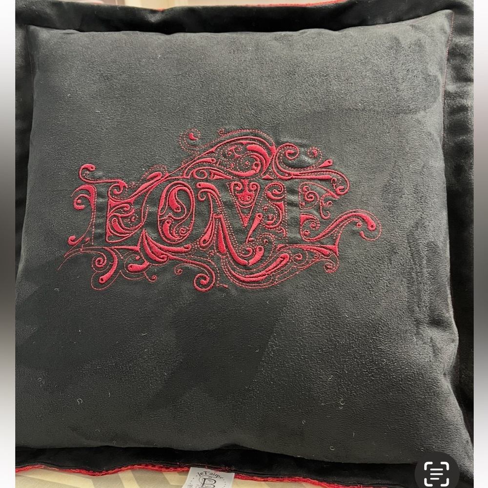 ♥️ NEW Embroidered Love Pillow - Black and Red